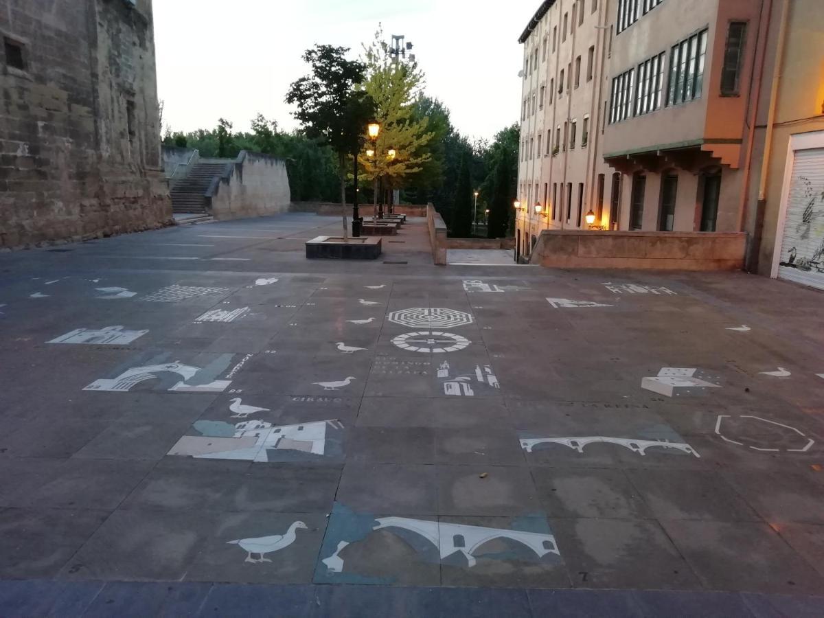 Apartamento Suite Para Dos Logrono Bagian luar foto